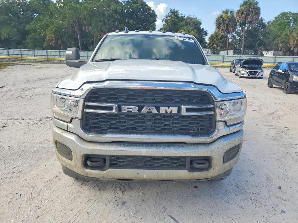 Photo 5 from auction – 2024 RAM 2500 with VIN 3C6UR5HL2RG355710