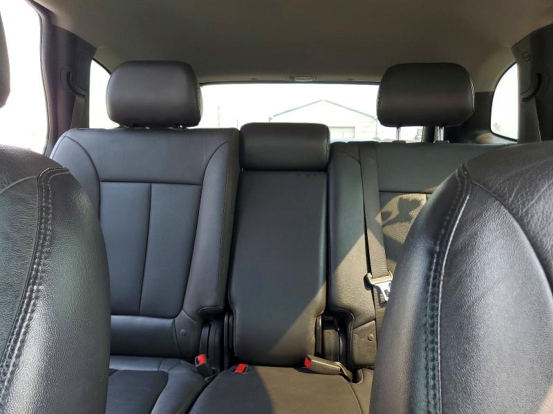 Photo 10 from auction – 2011 HYUNDAI SANTA FE with VIN 5XYZKDAG8BG045768