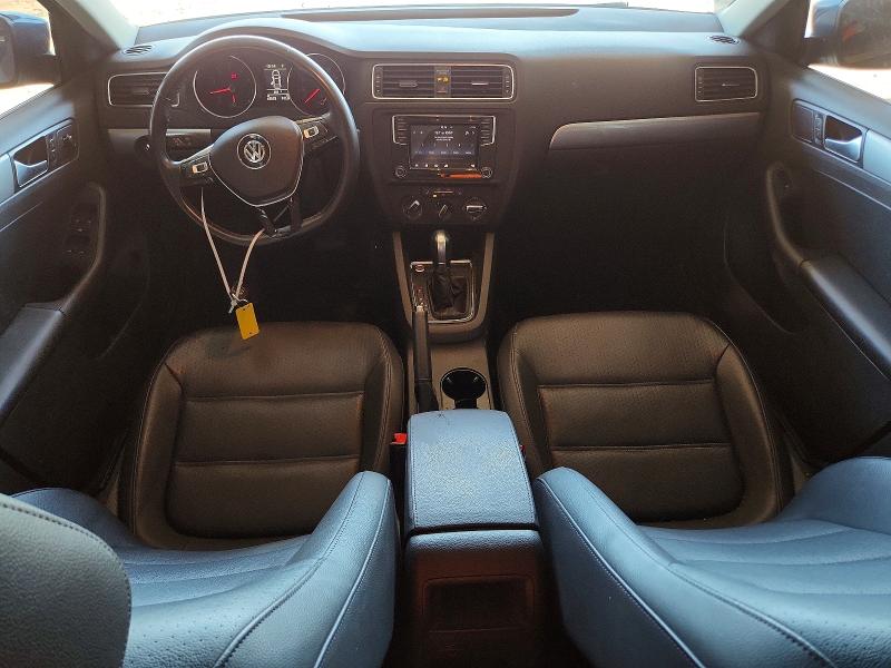 Снимка 8 от търг – 2017 VOLKSWAGEN JETTA с VIN 3VWDB7AJ4HM309987