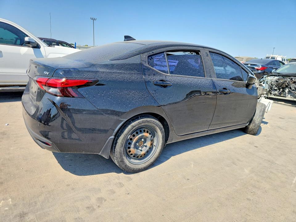 Photo 3 from auction – 2024 NISSAN VERSA with VIN 3N1CN8EV0RL915788