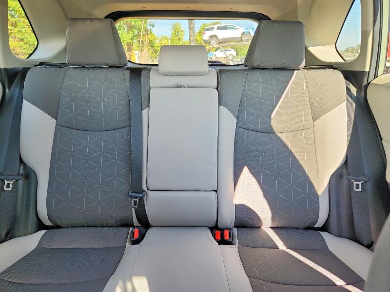 Photo 10 from auction – 2020 TOYOTA RAV4 with VIN 2T3P1RFV7LW129324