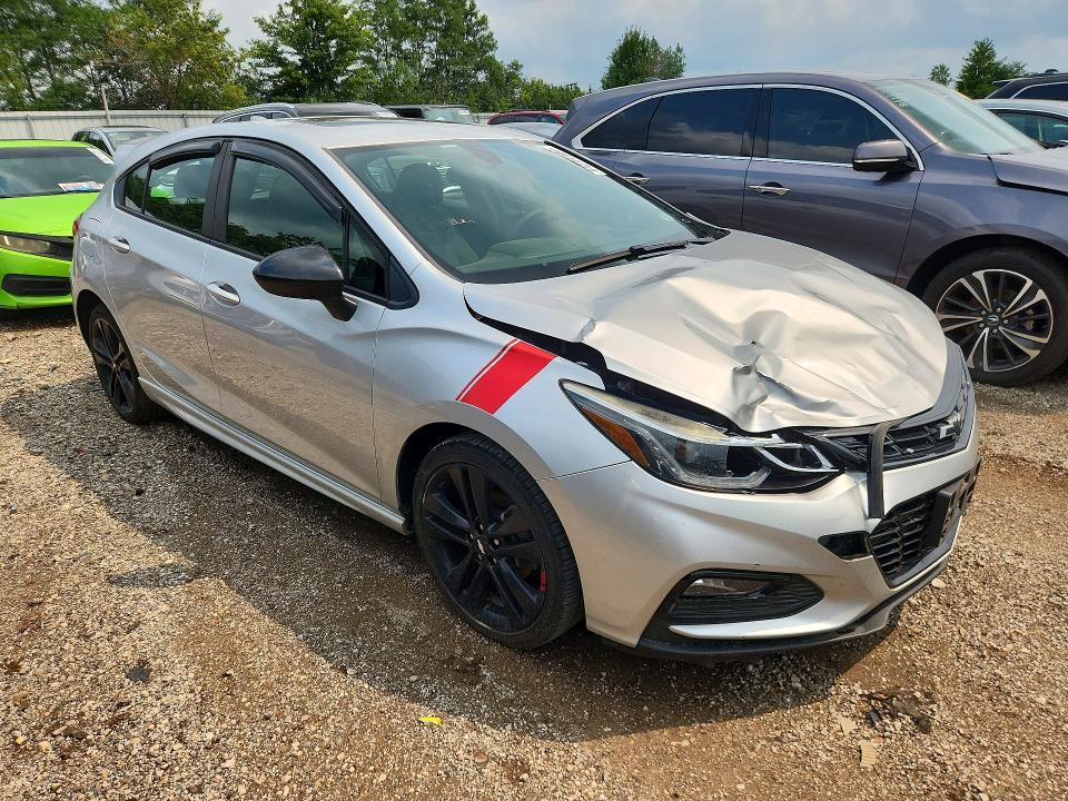 Photo 4 from auction – 2018 CHEVROLET CRUZE with VIN 3G1BE6SM9JS625187