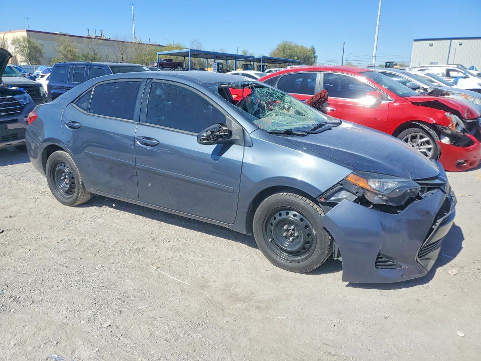 Photo 4 from auction – 2017 TOYOTA COROLLA with VIN 2T1BURHEXHC821965