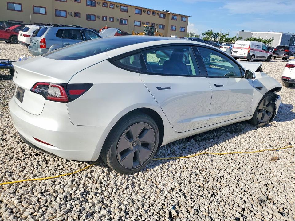 صورة رقم 3 من المزاد - 2023 TESLA MODEL 3 مع VIN 5YJ3E1EA6PF482152