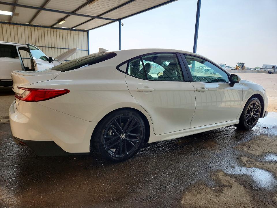 Снимка 3 от търг – 2026 TOYOTA CAMRY с VIN 4T1DAACK1TU748430