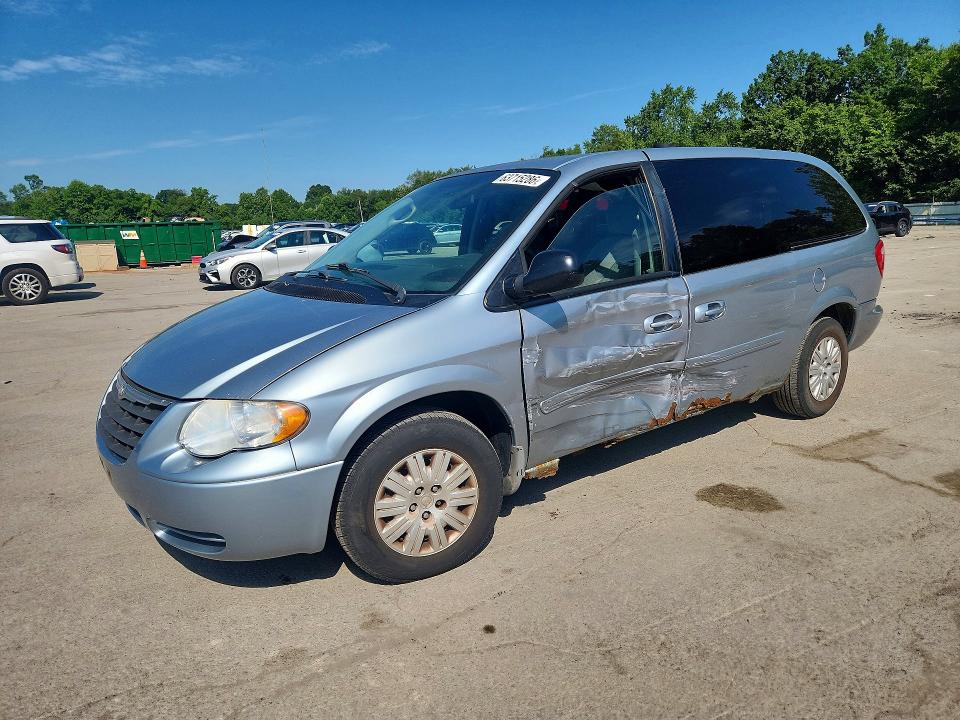 2006 CHRYSLER TOWN & COUNTRY - Търг №63715286