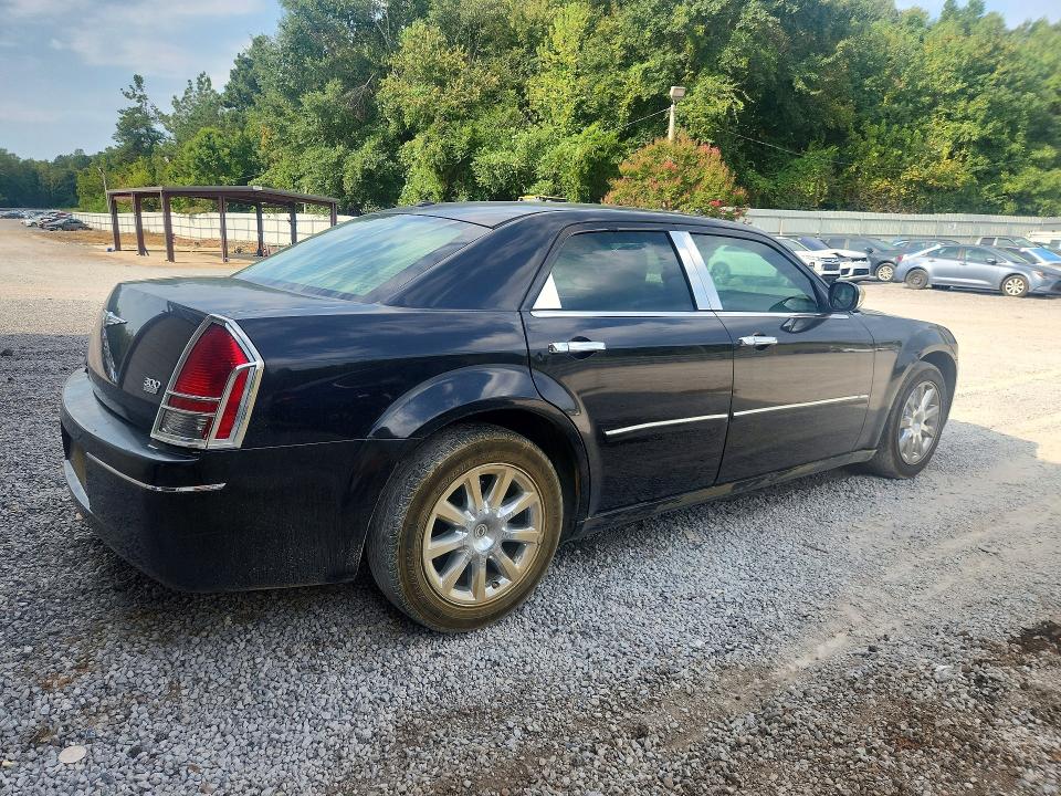Photo 3 from auction – 2007 CHRYSLER 300 with VIN 2C3KA53G27H861315