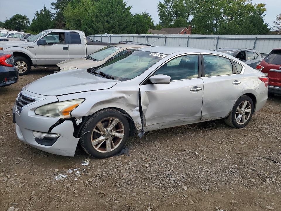 NISSAN ALTIMA 2013 with VIN 1N4AL3APXDC121654 - Photo from auction