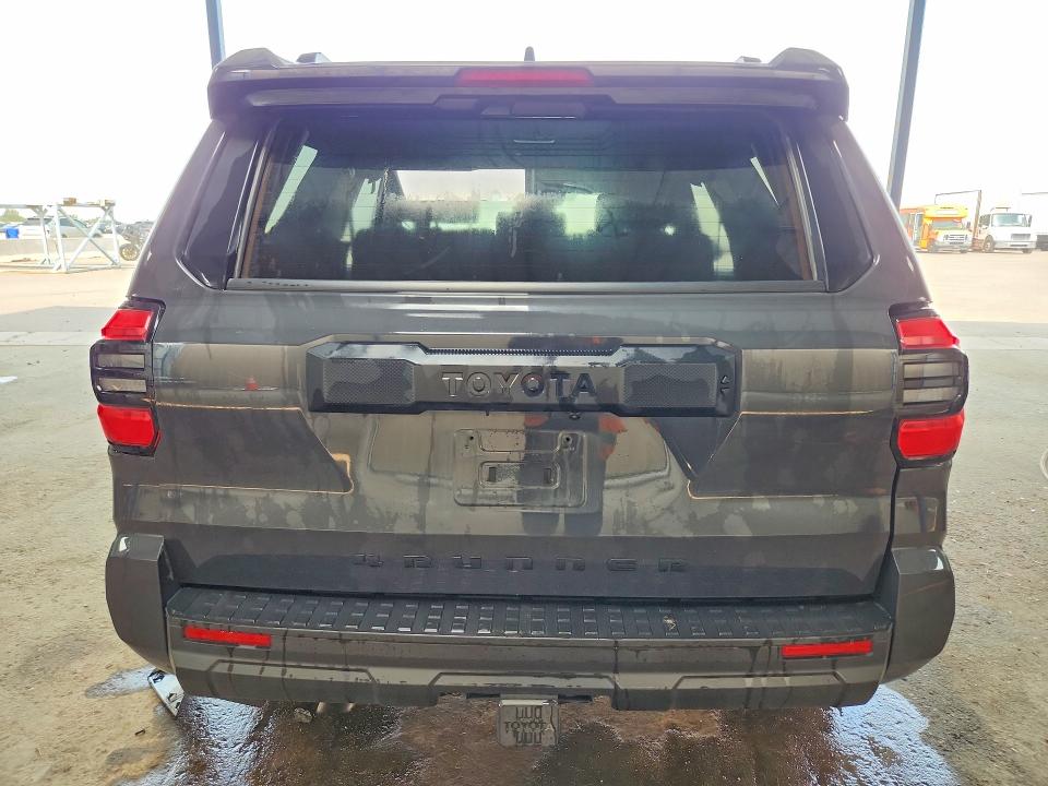 Photo 6 from auction – 2025 TOYOTA 4RUNNER with VIN JTEVA5BR0S5034288