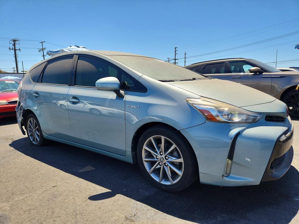 Photo 4 from auction – 2015 TOYOTA PRIUS V with VIN JTDZN3EU3FJ021904