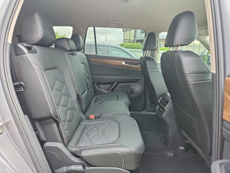 Photo 11 from auction – 2025 VOLKSWAGEN ATLAS with VIN 1V2HR2CA2SC527756