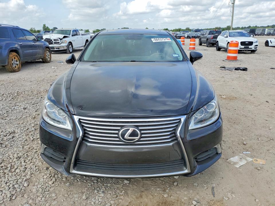 Photo 5 from auction – 2013 LEXUS LS with VIN JTHCL5EF7D5016461