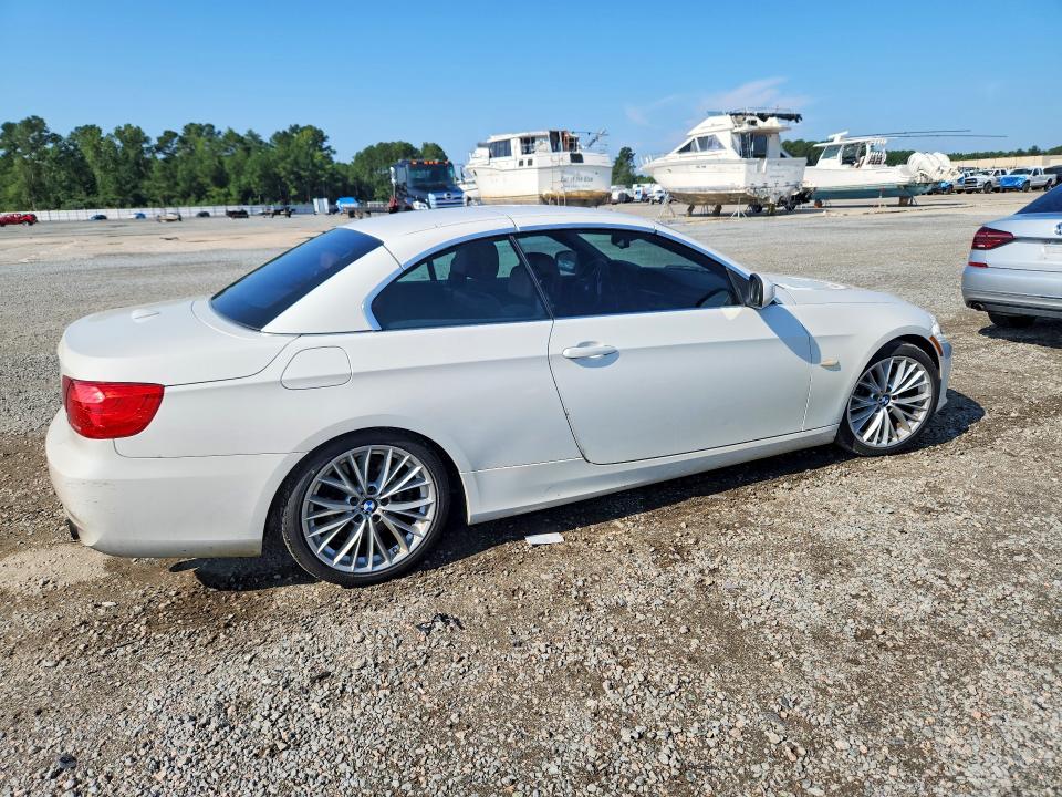 Photo 3 from auction – 2011 BMW 335 with VIN WBADX7C55BE581561