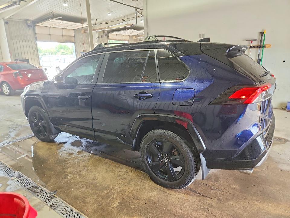 Photo 2 from auction – 2020 TOYOTA RAV4 with VIN 4T3EWRFV1LU003193