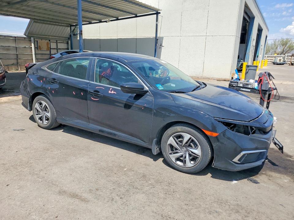 Снимка 4 от търг – 2019 HONDA CIVIC с VIN 19XFC2F67KE025299