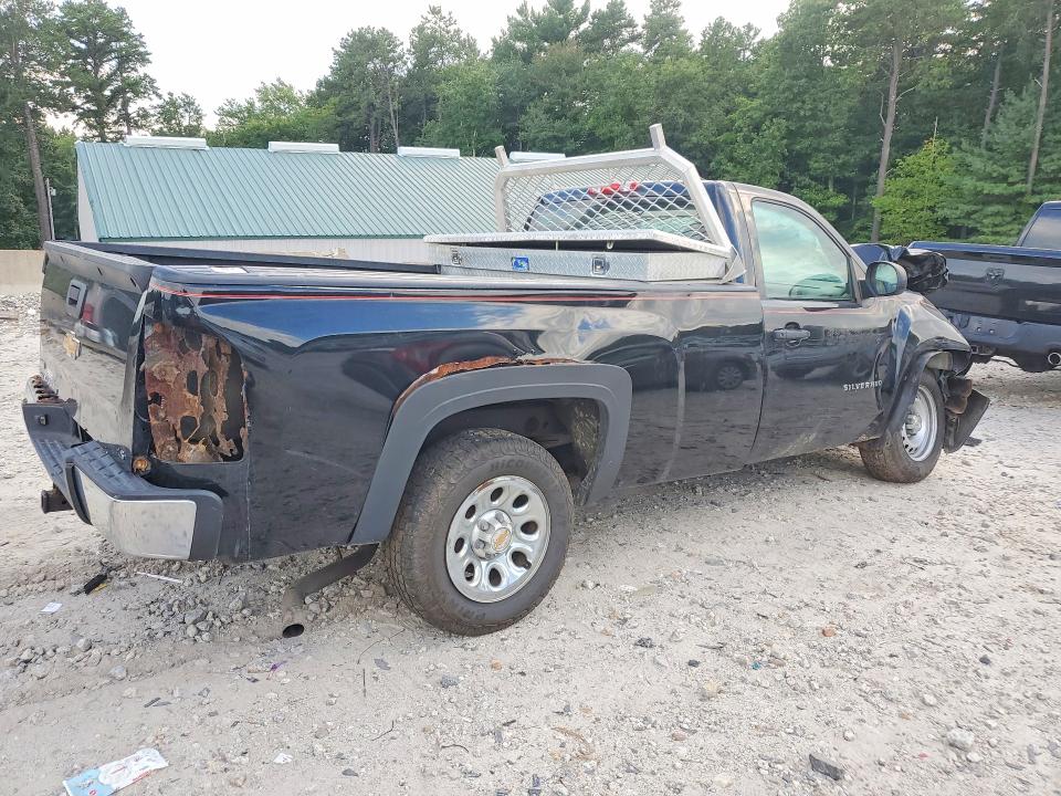 Photo 3 from auction – 2010 CHEVROLET SILVERADO with VIN 1GCPCPEAXAZ190371