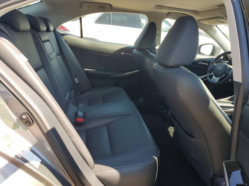 Photo 10 from auction – 2016 LEXUS IS with VIN JTHBA1D22G5010127
