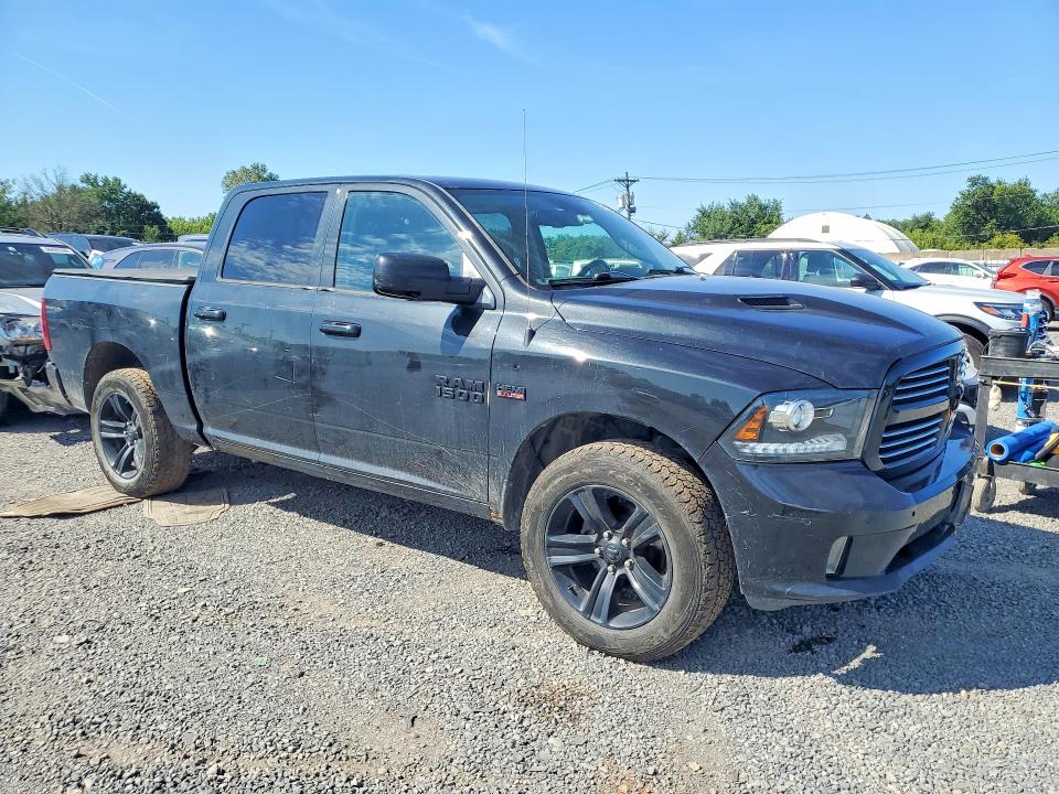 Photo 4 from auction – 2016 RAM 1500 with VIN 1C6RR7MT0GS419532