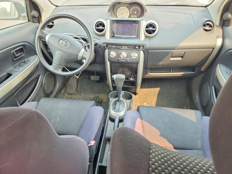 Photo 8 from auction – 2005 SCION XA with VIN JTKKT624950099775