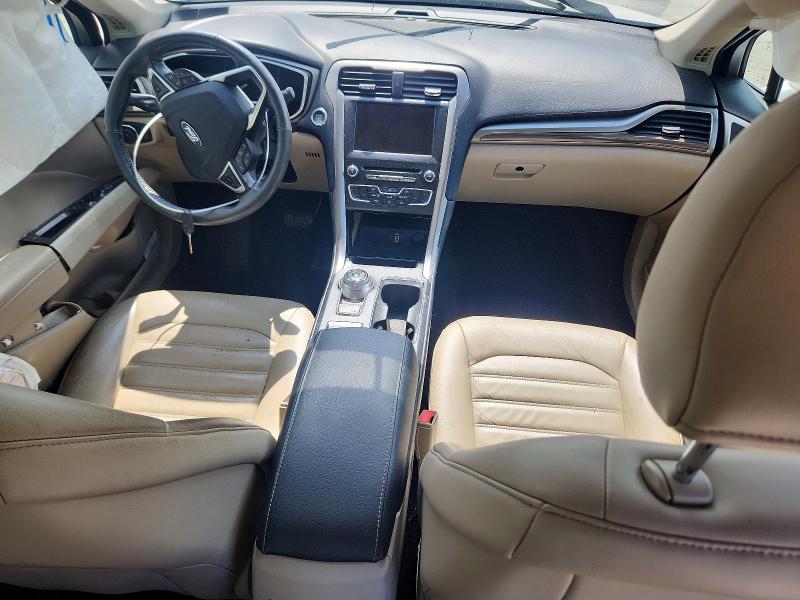 Photo 8 from auction – 2017 FORD FUSION with VIN 3FA6P0HD7HR251015