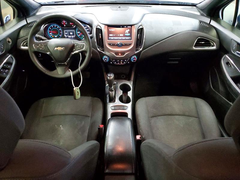 Photo 8 from auction – 2017 CHEVROLET CRUZE with VIN 3G1BE5SM6HS559654