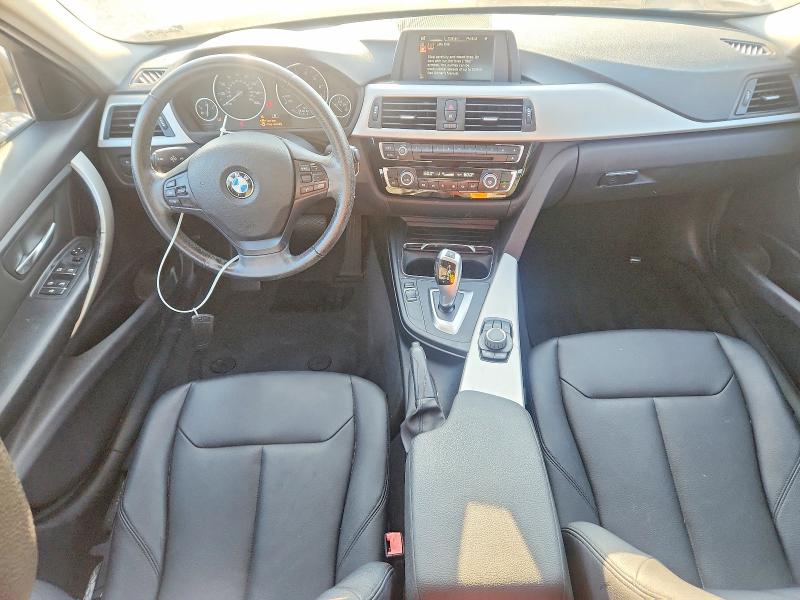 Photo 8 from auction – 2017 BMW 320 with VIN WBA8E1G57HNU13461