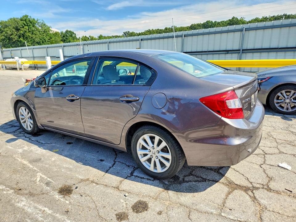 Photo 2 from auction – 2012 HONDA CIVIC with VIN 19XFB2F86CE027258