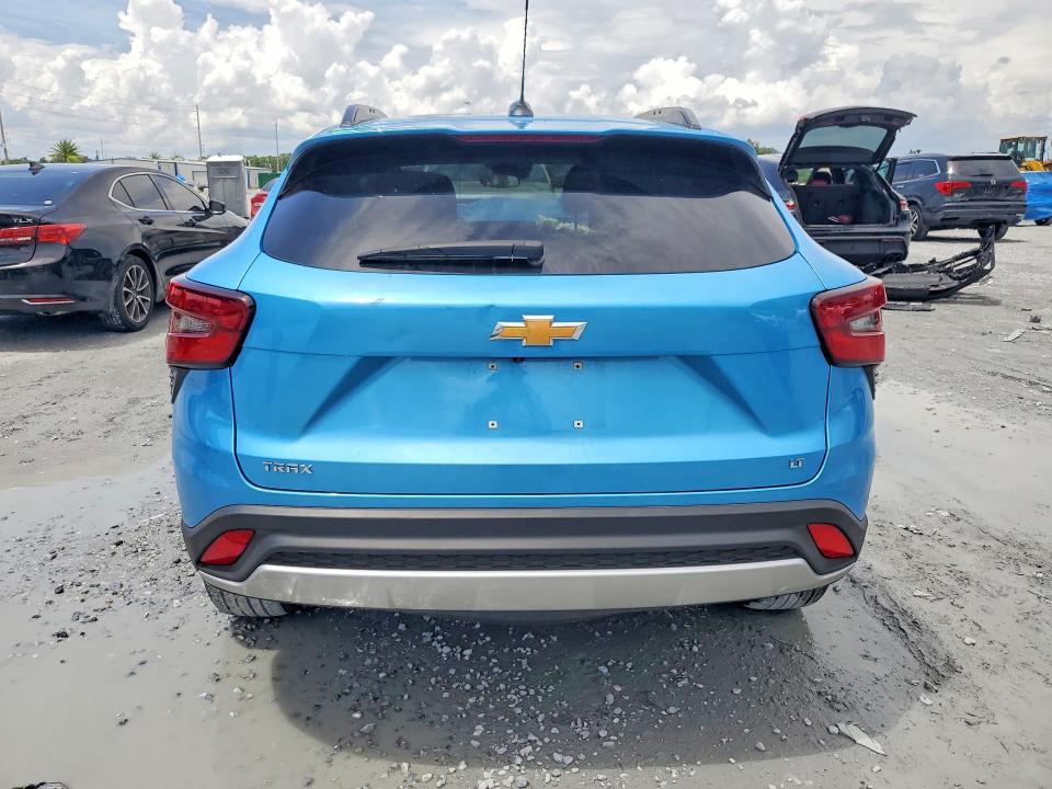 Photo 6 from auction – 2026 CHEVROLET TRAX with VIN KL77LHEPXTC020668