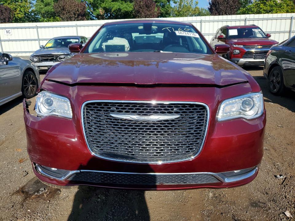 Photo 5 from auction – 2015 CHRYSLER 300 with VIN 2C3CCARG4FH883040