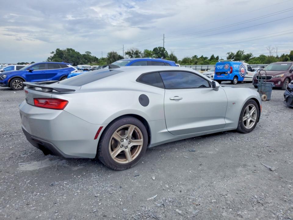 Photo 3 from auction – 2016 CHEVROLET CAMARO with VIN 1G1FB1RS5G0158268