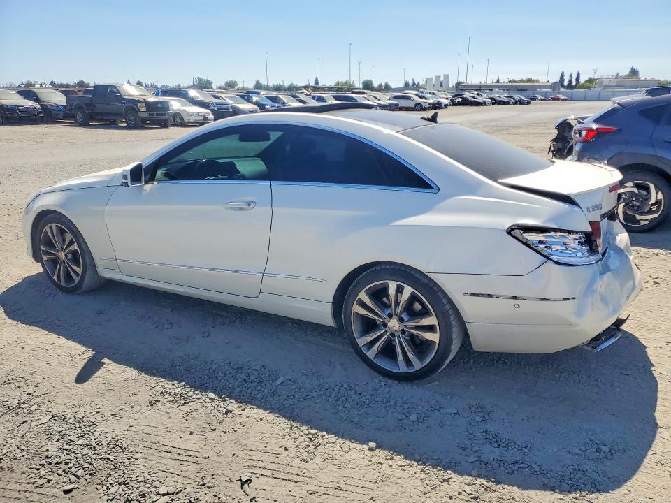 Photo 2 from auction – 2014 MERCEDES-BENZ E with VIN WDDKJ5KB7EF238083