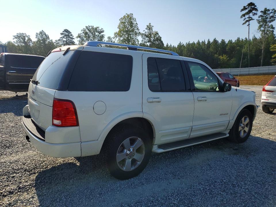 Photo 3 from auction – 2004 FORD EXPLORER with VIN 1FMZU75KX4ZA07954