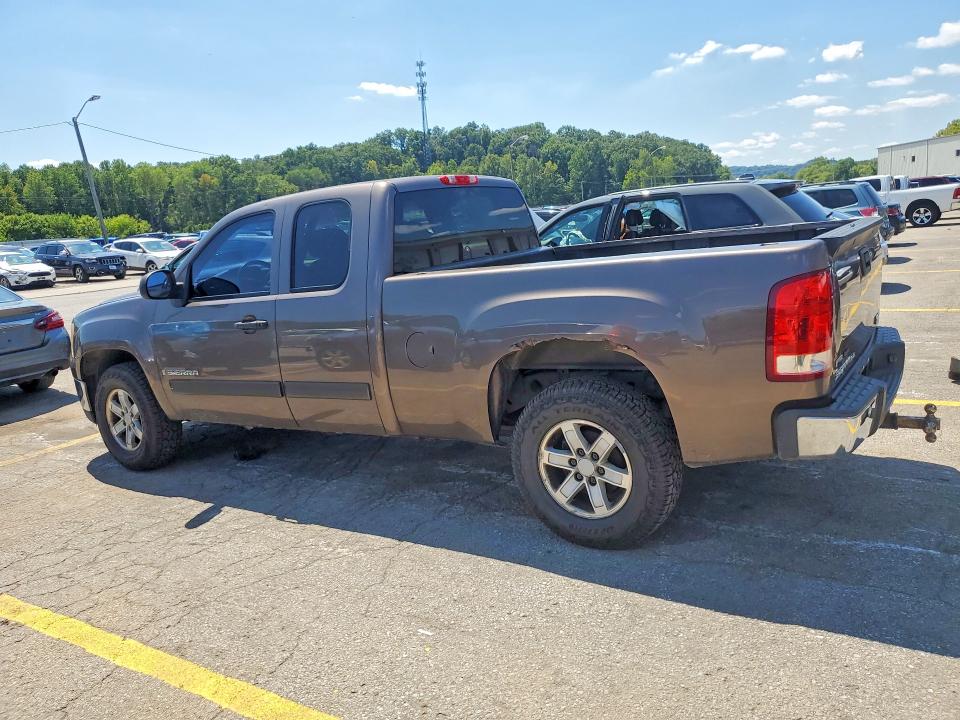 Photo 2 from auction – 2007 GMC NEW SIERRA with VIN 2GTEC190171670869