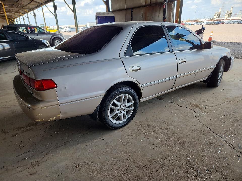 Photo 3 from auction – 2001 TOYOTA CAMRY with VIN 4T1BF28K71U121431