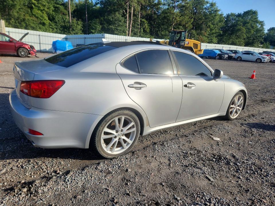 Photo 3 from auction – 2007 LEXUS IS 250 with VIN JTHBK262175027856