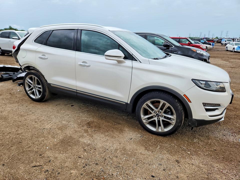 Photo 4 from auction – 2019 LINCOLN MKC with VIN 5LMTJ3DH4KUL48724