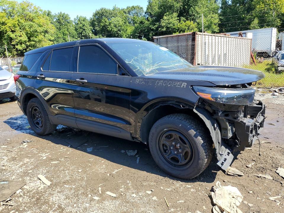Photo 4 from auction – 2023 FORD EXPLORER with VIN 1FM5K8AB4PGB12313