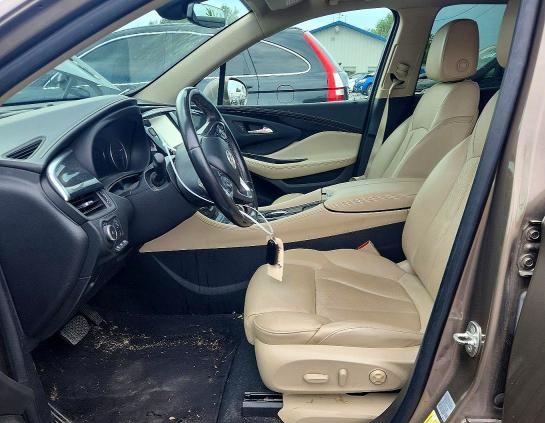Photo 7 from auction – 2017 BUICK ENVISION with VIN LRBFXFSX1HD100310