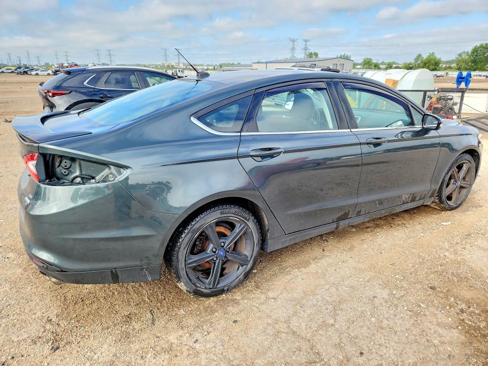 Photo 3 from auction – 2016 FORD FUSION with VIN 3FA6P0HD4GR103127