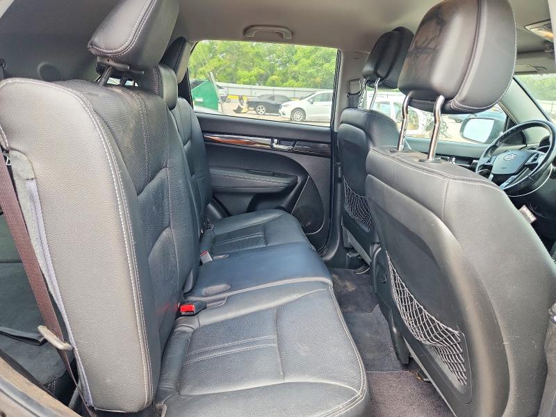 Photo 11 from auction – 2011 KIA SORENTO with VIN 5XYKU4A12BG090776
