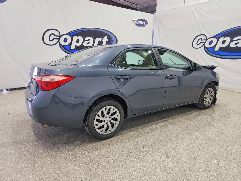 Photo 3 from auction – 2017 TOYOTA COROLLA with VIN 5YFBURHE2HP614177