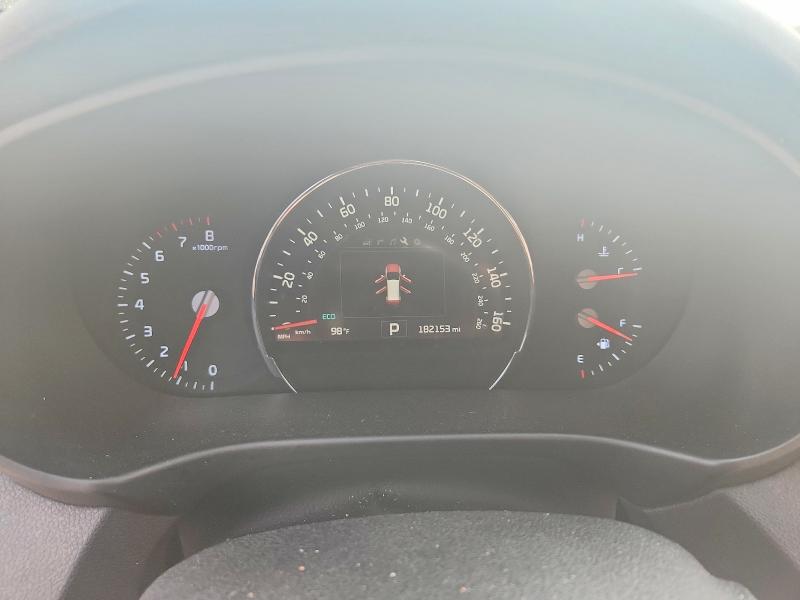 Photo 9 from auction – 2016 KIA SORENTO with VIN 5XYPK4A59GG114013