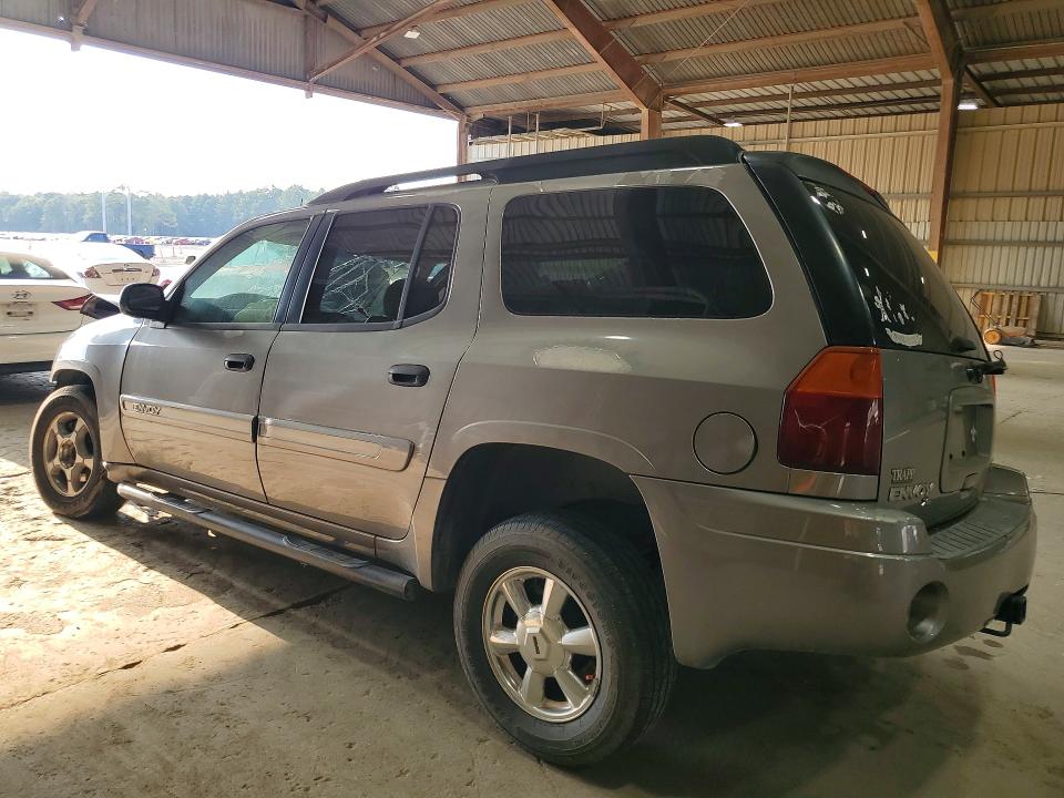 Photo 2 from auction – 2005 GMC ENVOY with VIN 1GKES16S556140228