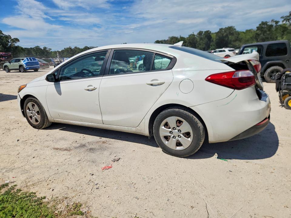 Photo 2 from auction – 2016 KIA FORTE with VIN KNAFK4A67G5437924