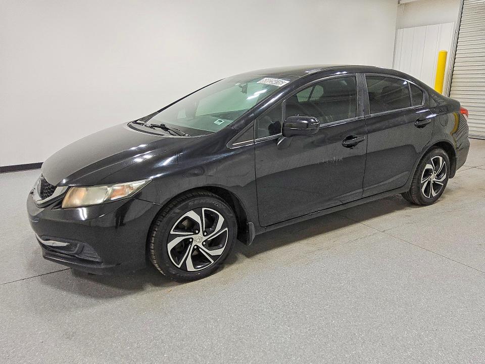 HONDA CIVIC 2015 с VIN 19XFB2F5XFE077994 - Снимка от търг