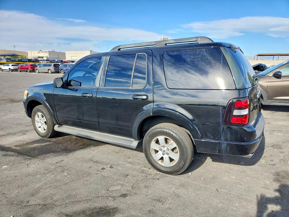 Photo 2 from auction – 2010 FORD EXPLORER with VIN 1FMEU6DE2AUA35812
