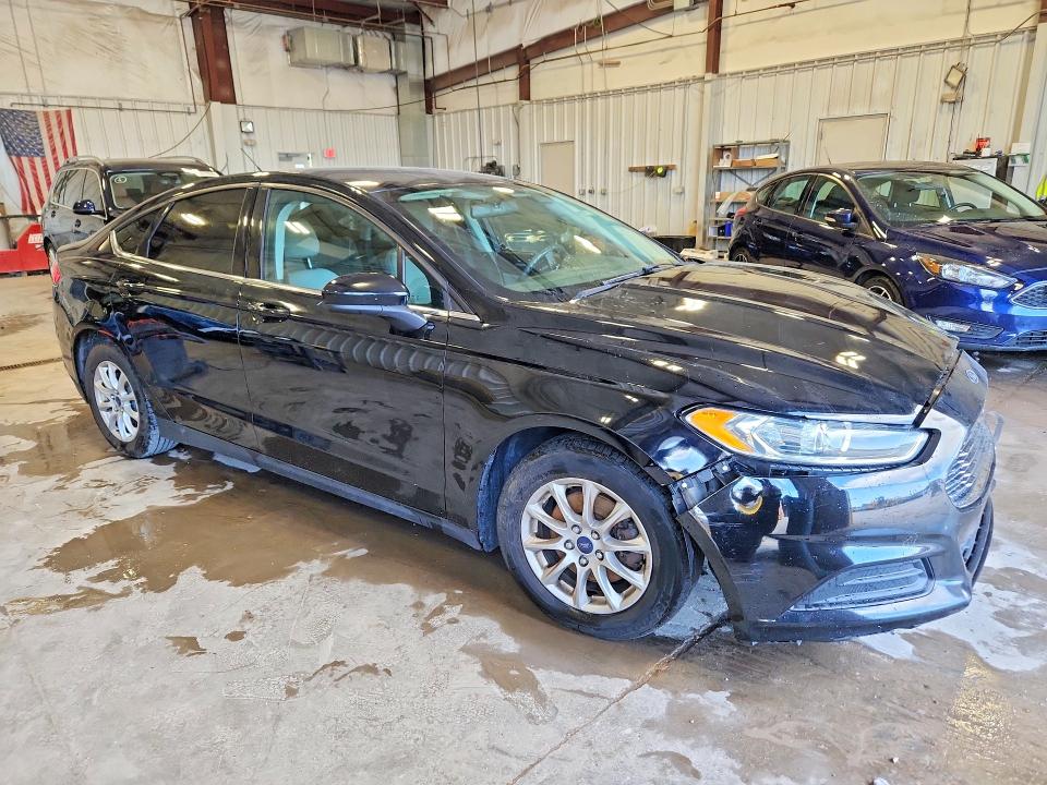 Zdjęcie 4 z aukcji – 2016 FORD FUSION z VIN 3FA6P0G77GR262039