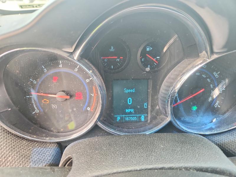 Photo 9 from auction – 2011 CHEVROLET CRUZE with VIN 1G1PG5S97B7234965