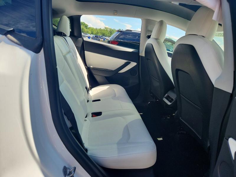 Photo 10 from auction – 2021 TESLA MODEL Y with VIN 5YJYGDEEXMF151655