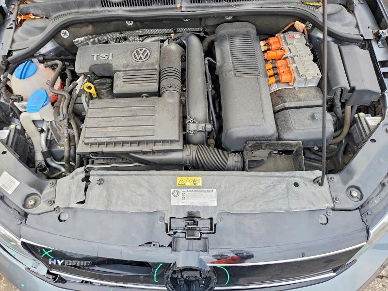 Photo 11 from auction – 2015 VOLKSWAGEN JETTA with VIN 3VW637AJ5FM327451